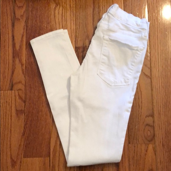 Frame Le Skinny de Jeanne in White - Picture 2 of 3